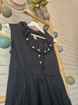 Mini vestido negro chic