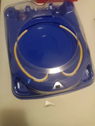 Arena Beyblade Drop Attack