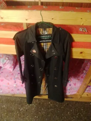 Gabardina Burberry Negra Talla S