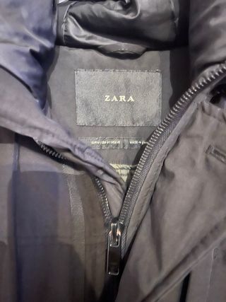 Chaqueta Zara Negra con Capucha