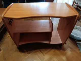 Mesa escritorio ordenador con ruedas