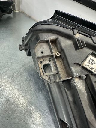 Faro derecho Mercedes Clase A 2014-2018 original