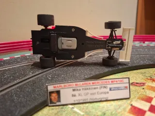 SCALEXTRIC UK 1995 McLAREN MP4/10C #8 M.Häkkinen