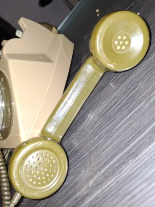 Teléfono antiguo de disco