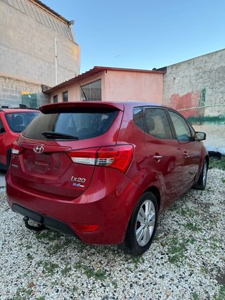 Hyundai ix20 2011