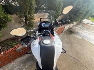 Benelli TRK 502 Asfáltica Blanca