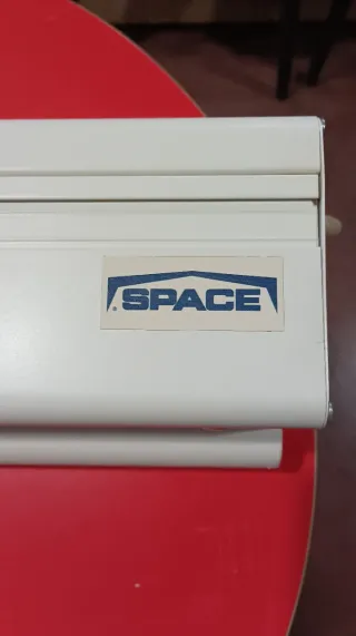 Pantalla de proyección eléctrica SPACE 4:3