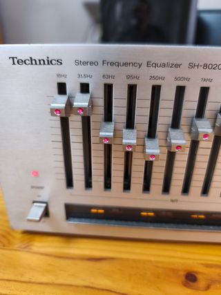 Ecualizador Technics SH-8020 Plata