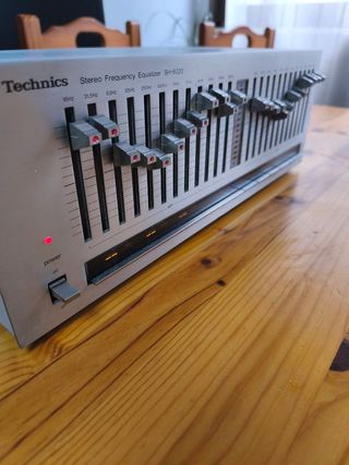 Ecualizador Technics SH-8020 Plata