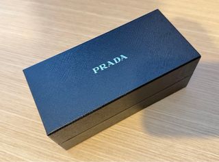 Gafas de Sol Prada PR 14WS 09Q5S0 Negras