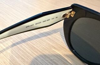 Gafas de Sol Prada PR 14WS 09Q5S0 Negras