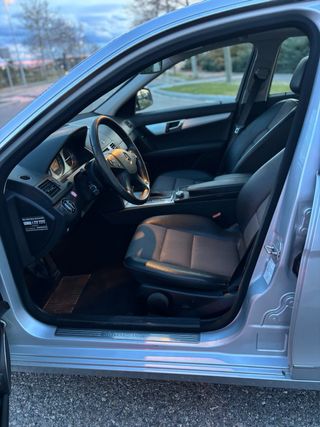 Mercedes-Benz C220 2007