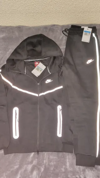 Chándal Nike Tech Negro
