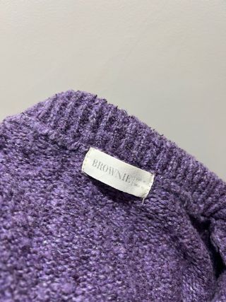 Jersey morado con cordones