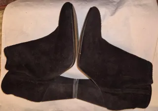 Botín Zara ante negro