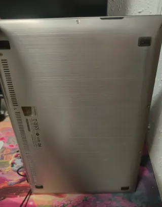 Portátil ASUS i5 2.3GHz RAM 8GB Plata