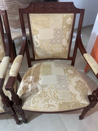 2 Sillas Isabelinas Antiguas