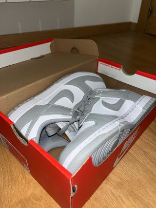 Nike Dunk Low Grises