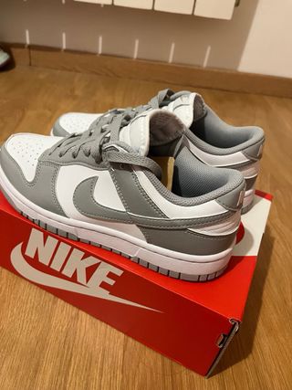 Nike Dunk Low Grises