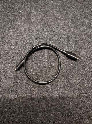 Cable Amazon Basics Lightning a USB-C 0.3m