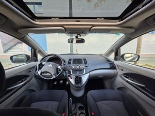 Mitsubishi Grandis / 7 Plazas / 223.000 km