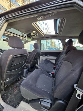 Mitsubishi Grandis / 7 Plazas / 223.000 km