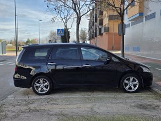 Mitsubishi Grandis / 7 Plazas / 223.000 km