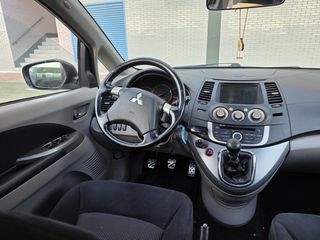 Mitsubishi Grandis / 7 Plazas / 223.000 km