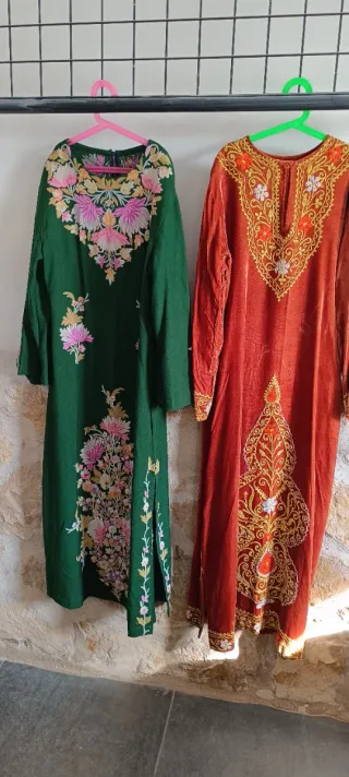 Vestidos árabes bordados