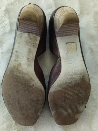 Zapatos abiertos de piel con lazo