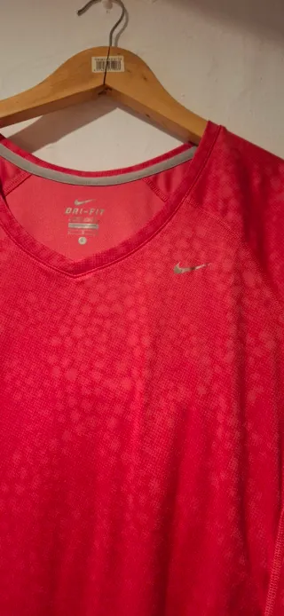 Camiseta Nike Dri-Fit Roja Talla L