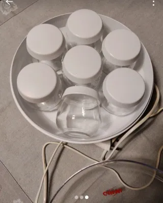 Yogurtiera Girmi con 6 vasetti