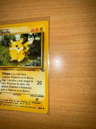 Carta Pokémon Pikachu Jungle 1999