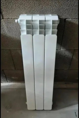 Termosifone 3 moduli attacchi laterali