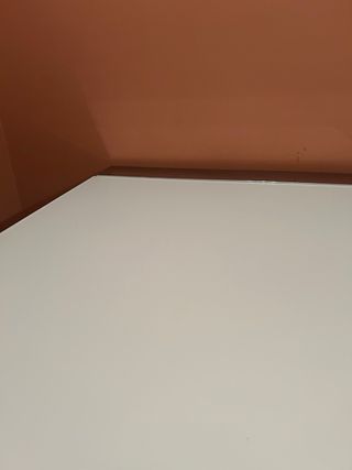 Mesa de cristal con 4 sillas