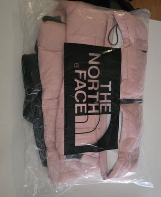 Chaqueta The North Face rosa corta