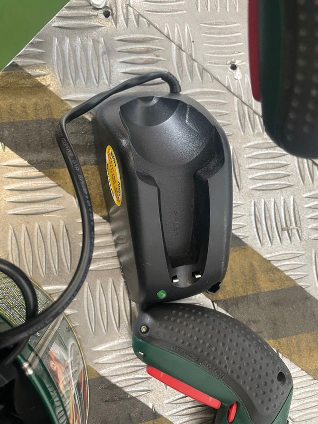 3 Herramienta Eléctrica Bosch IXO