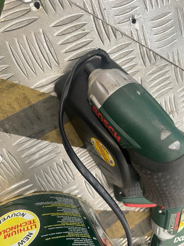 3 Herramienta Eléctrica Bosch IXO