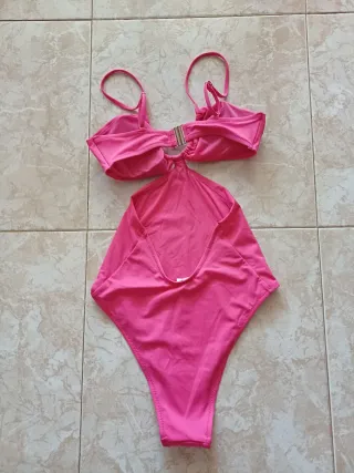 Trikini Oysho rosa talla S