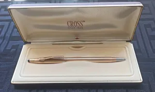 Bolígrafo CROSS de 14 kt .Elegante Estuche Incluid