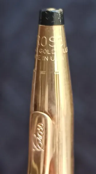 Bolígrafo CROSS de 14 kt .Elegante Estuche Incluid