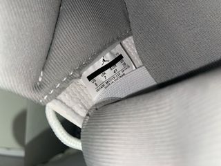 Air Jordan 11 Retro W Gris Blanco