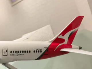 Maqueta Avión Boeing 787 Qantas