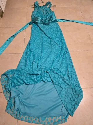 Vestido fiesta verde con lunares