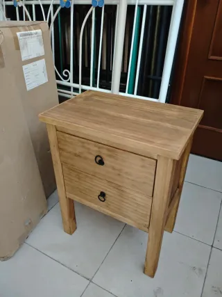Mesita de noche madera 2 cajones
