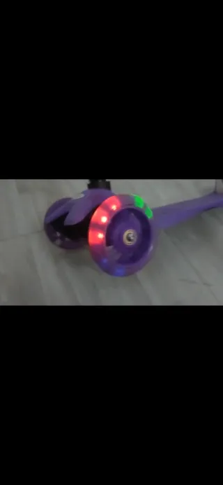 Patinete infantil sin estrenar