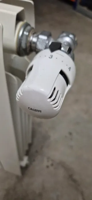 Radiador de aluminio blanco