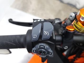 KTM 1290 SUPER DUKE R 2022 19938 kms.