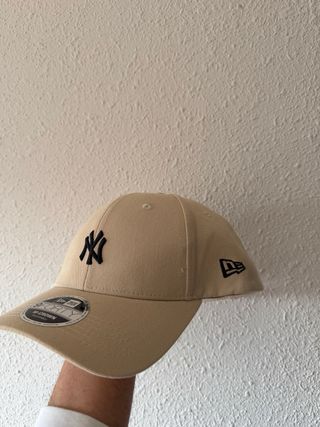 Gorra New Era Beige Yankees 9FORTY