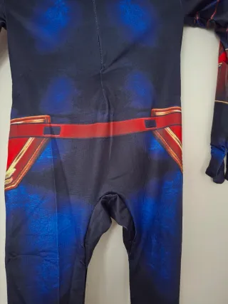 Disfraz Capitana Marvel Talla 100 sin estrenar
